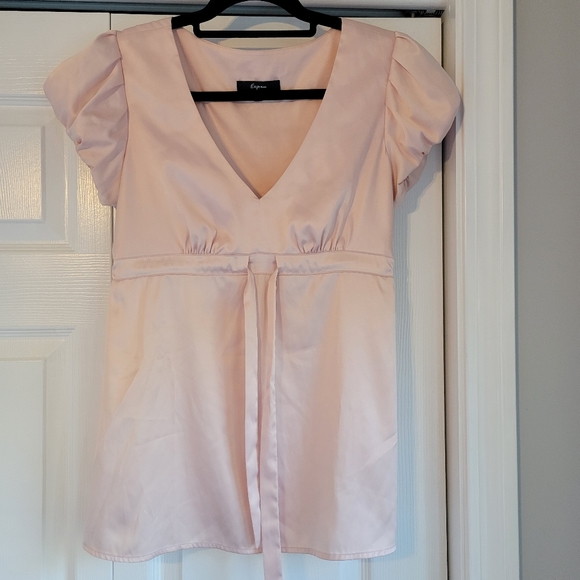 Express Top - Picture 2 of 4